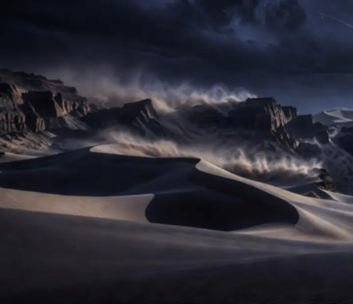 Dinamikus időjárás és hullócsillagok az Alto's Odyssey sivatagi táján